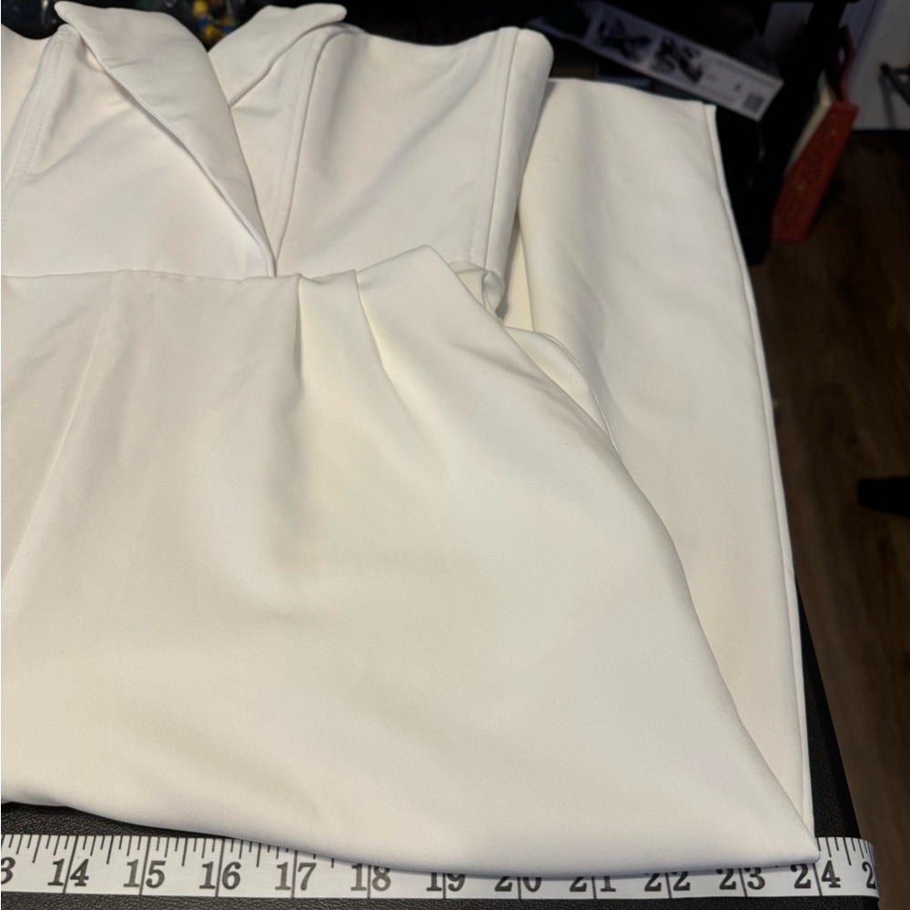 NWT Women’s Mora Fashion Formal White Jumpsuit size Large - Picture 12 of 14